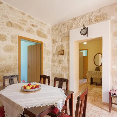 Levendi's House Tatil Evi *